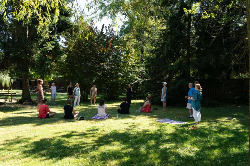 Donya Ahmadifar_ Body practice & breathing techniques _2025_ CURRENT_Kunst und urbaner Raum :copyright: Luzie Marquardt_13